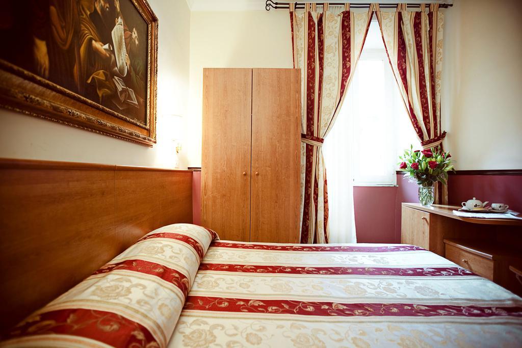 Hotel Saturnia Rome Chambre photo